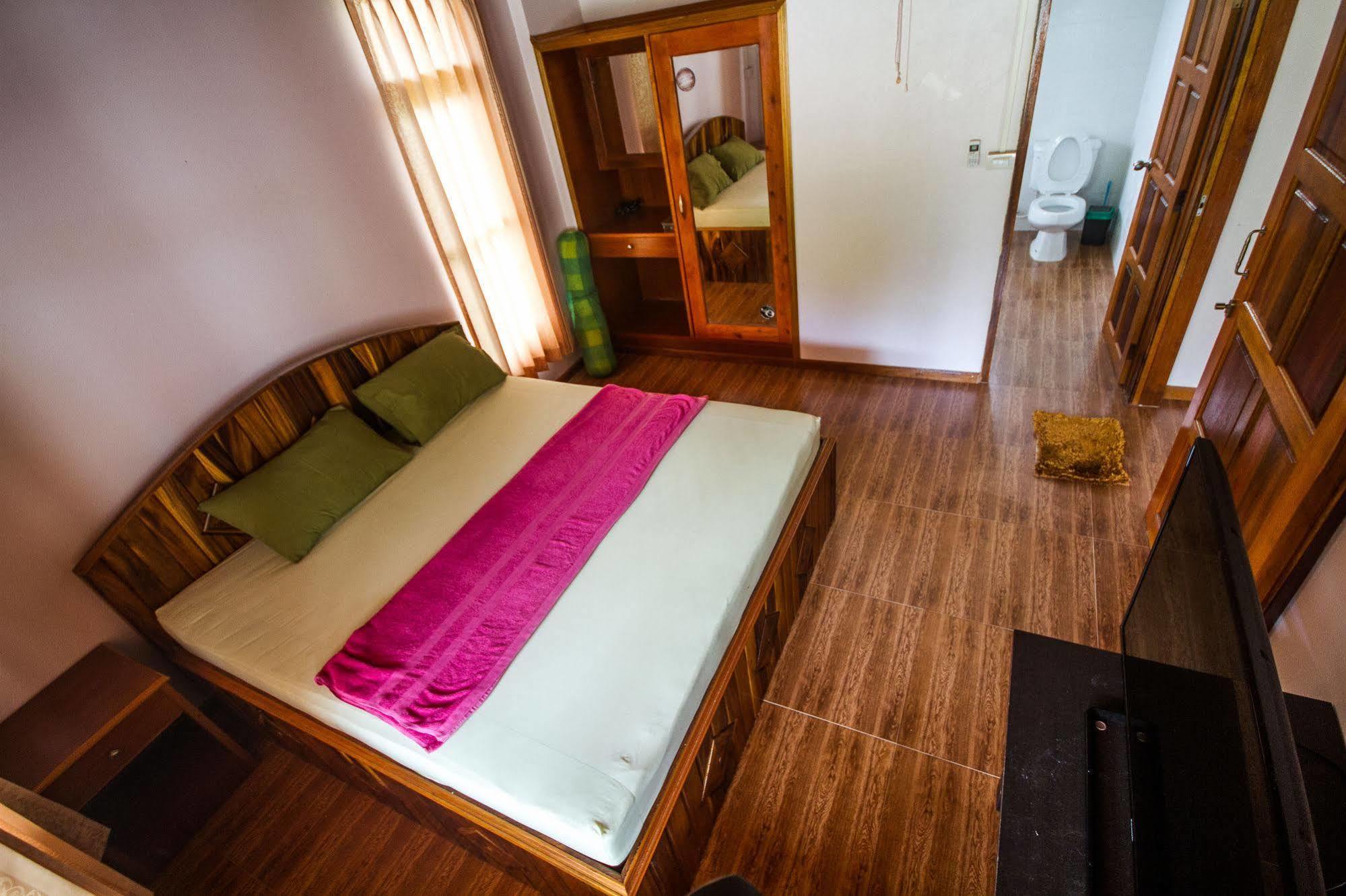 Bor Hin Resort Баан Тай Экстерьер фото
