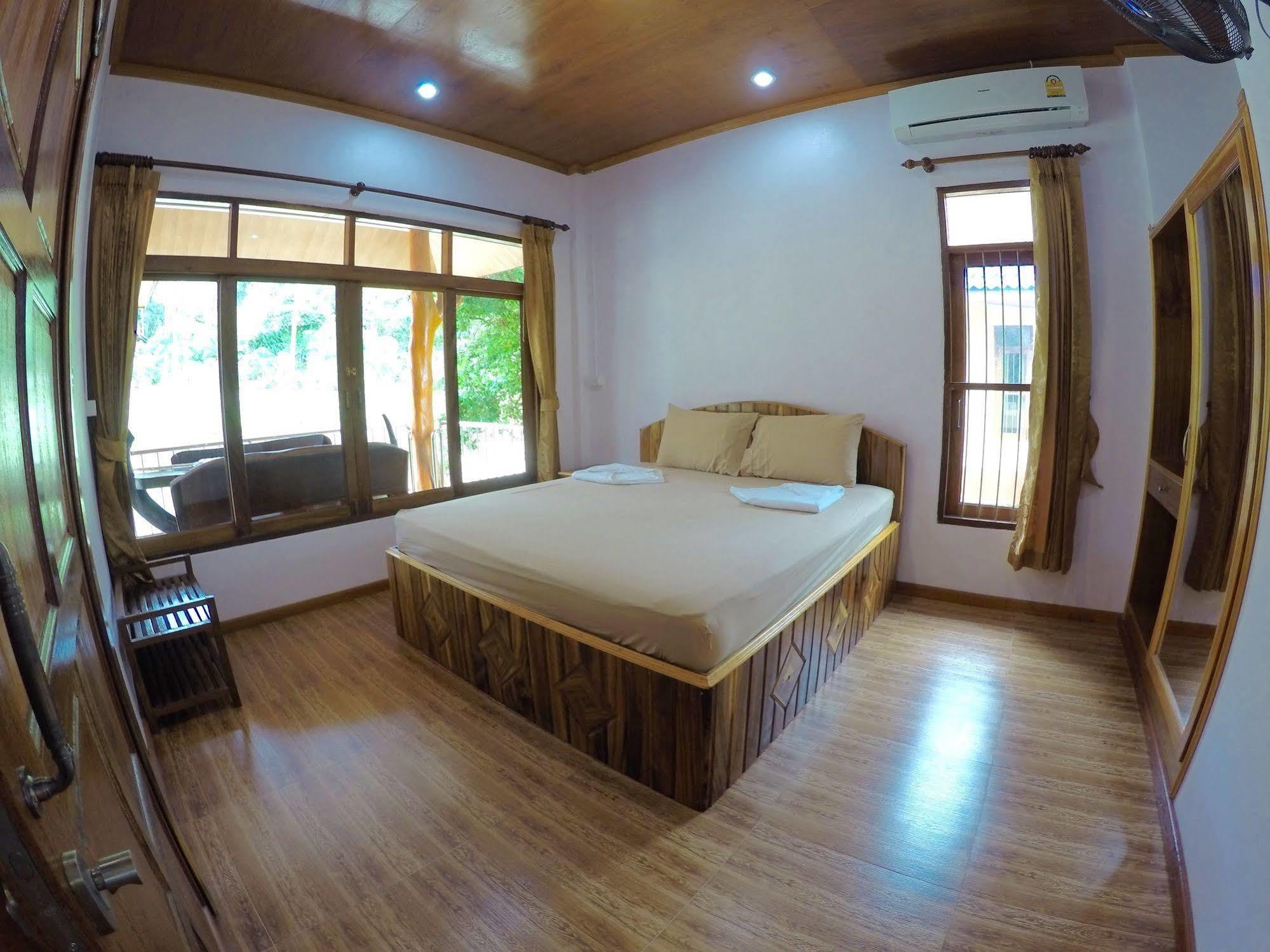 Bor Hin Resort Баан Тай Экстерьер фото